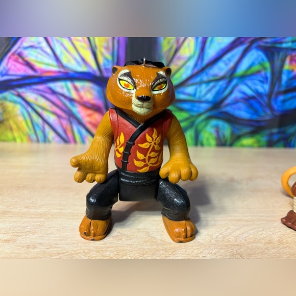 Kung Fu Panda Christmas ornament; Set Of 3, Master Monkey, Master Crane, Tigress - Picture 6 of 9